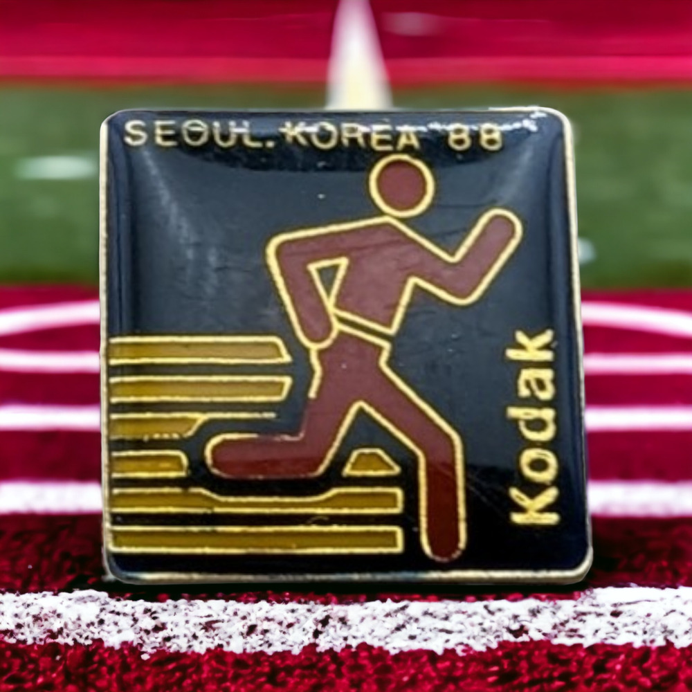 Kodak Film Advertising 1988 Seoul Korea Olympics Running Hat Lapel Pin - Picture 1 of 4